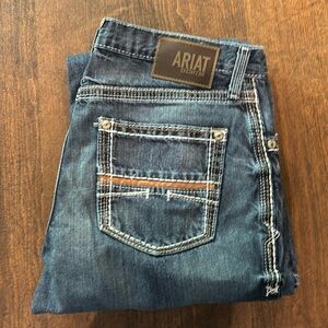 Men’s Ariat jeans size 34/32